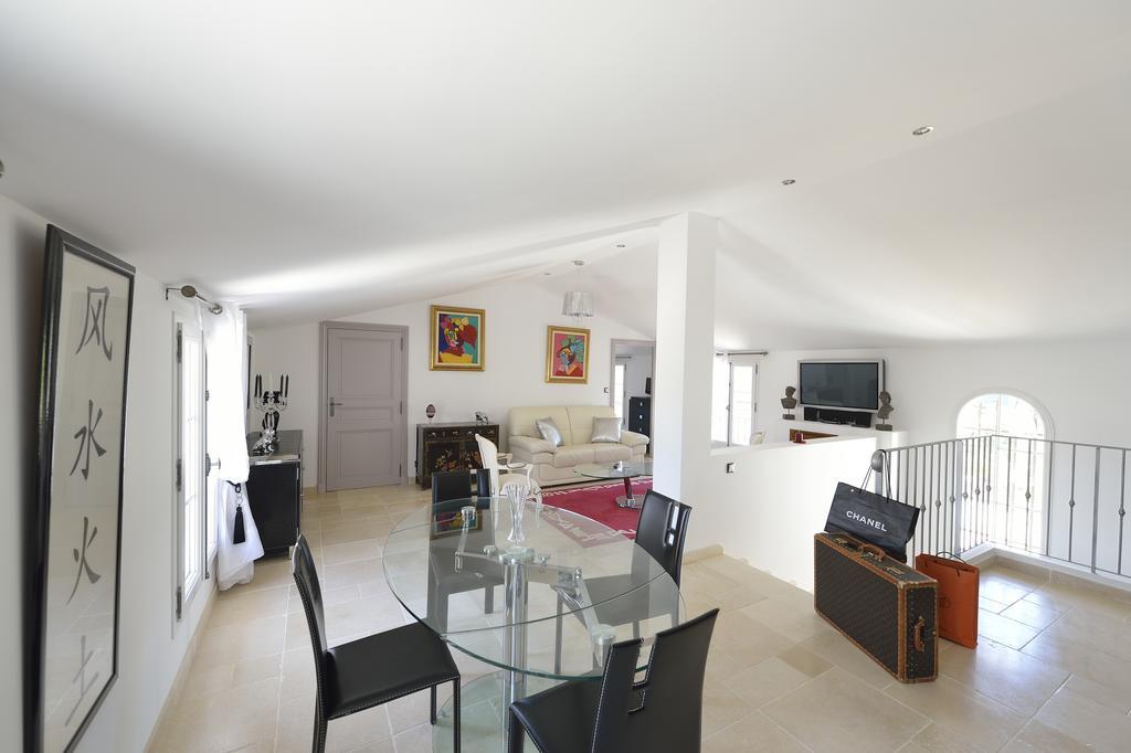 Chateau De La Clapiere Hyères Quarto foto